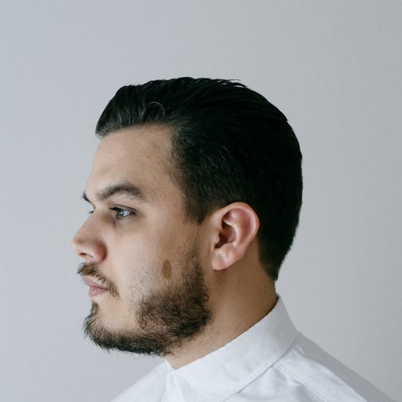 Meet your Posher, Vik - Picture 1 of 1